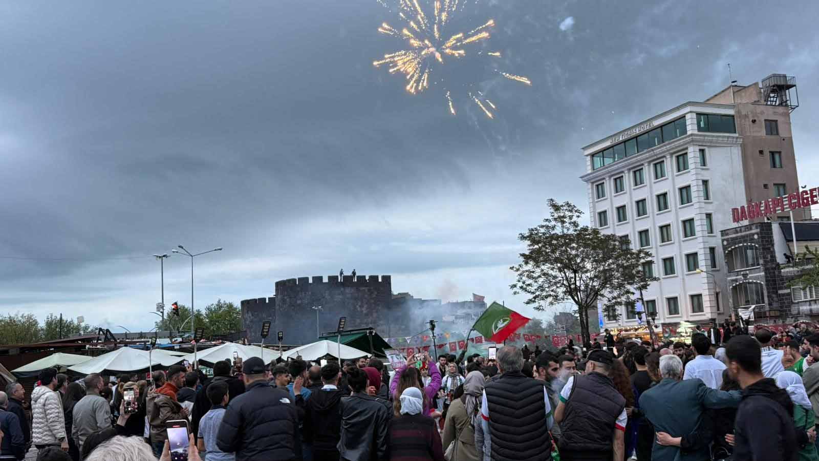 Diyarbakır’da şampiyonluk kutlamalarında 11 yaralı, 10 gözaltı