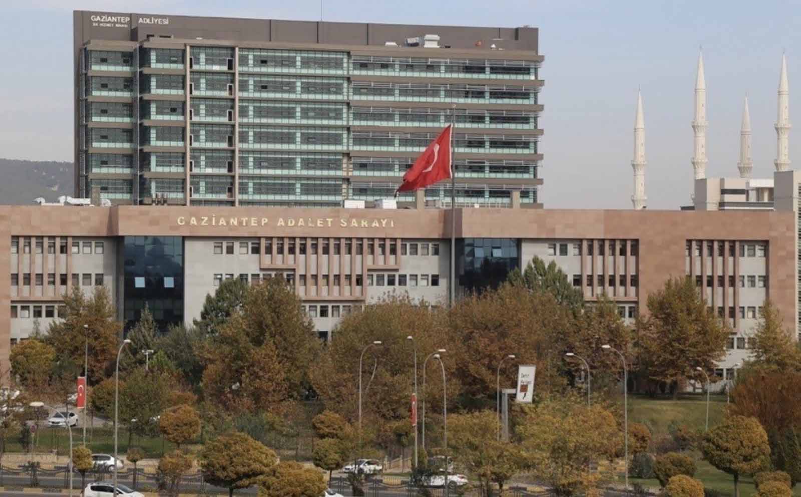 Gaziantep’te 8 yıl önce aracın içinde öldürülen 2 gencin davası sil baştan