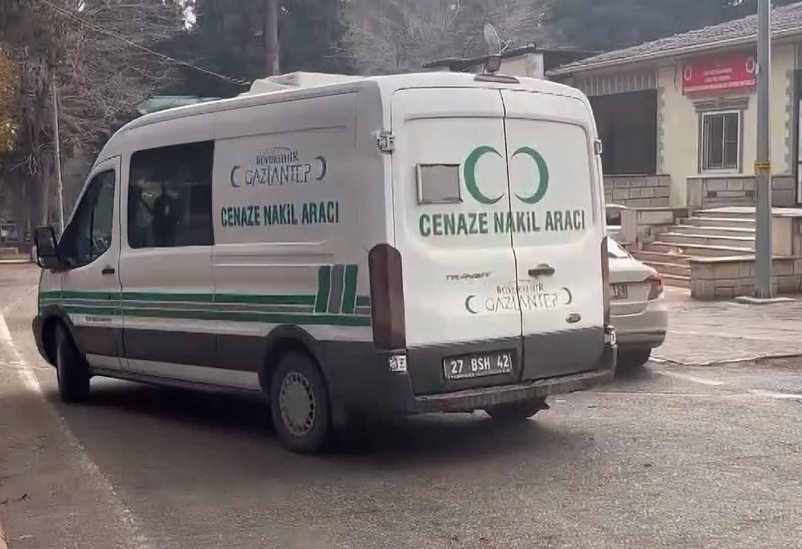 Gaziantep’te bıçaklı saldırıya uğrayan genç hayatını kaybetti