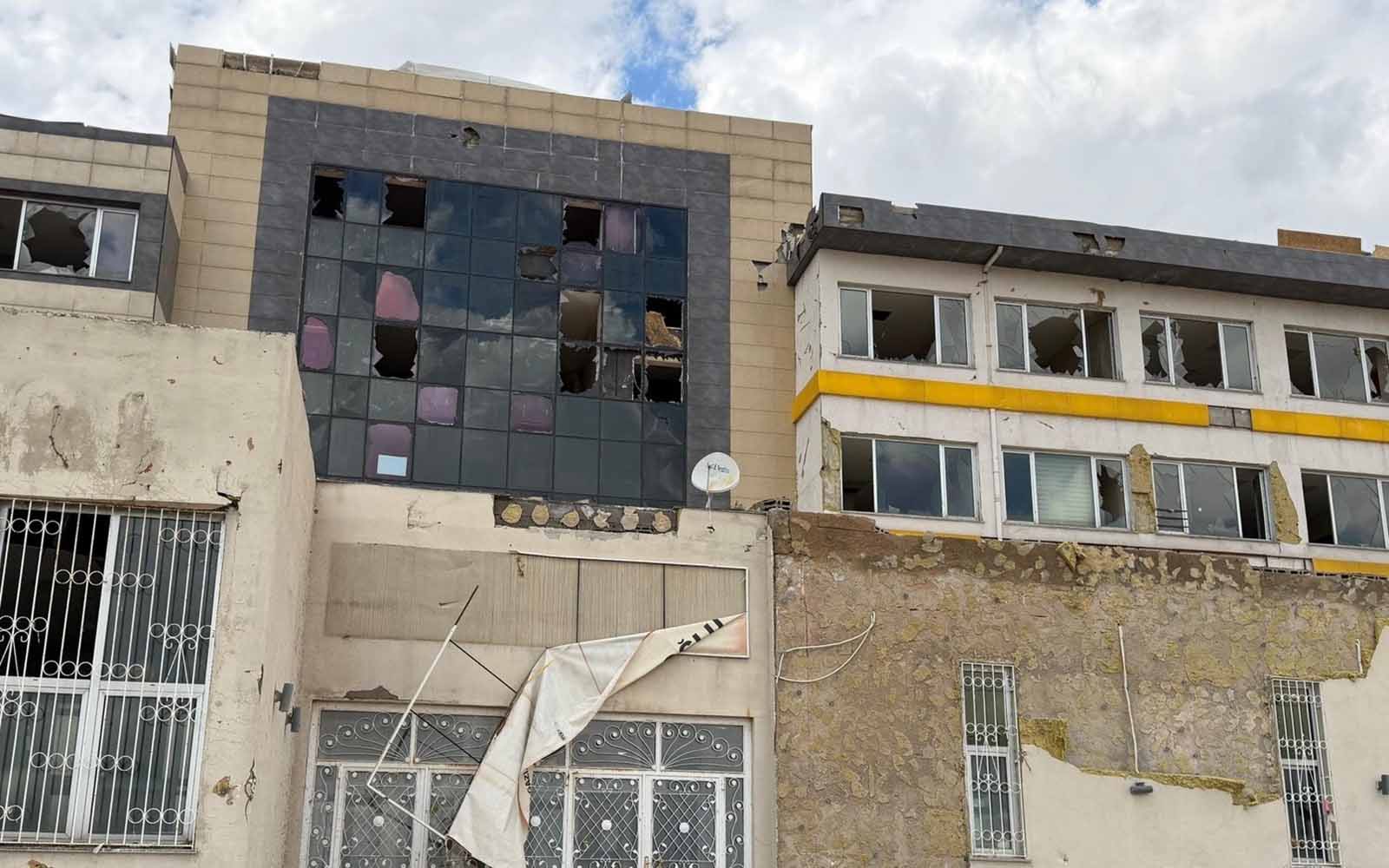 Gaziantep’teki ‘süper hücre’ okulda ağır hasara neden oldu