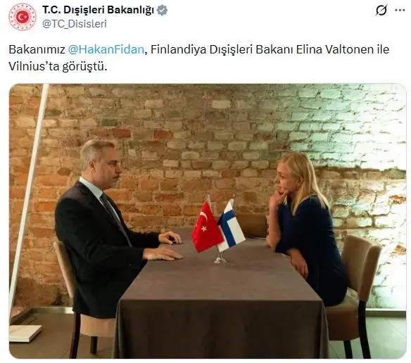 Bakan Fidan ile Finlandiyalı mevkidaşının g&ouml;r&uuml;şmesine damga vuran kare