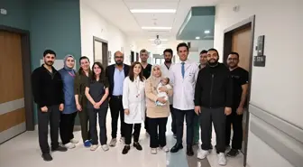 Gaziantep’te kafasında tümörle doğan bebek sağlığına kavuştu