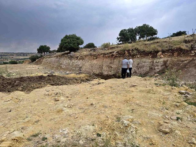 13 ve 15 yaşındaki iki kardeş su dolu inşaat çukurunda can verdi 13 ve 15 yaşındaki iki kardeş su dolu inşaat çukurunda can verdi